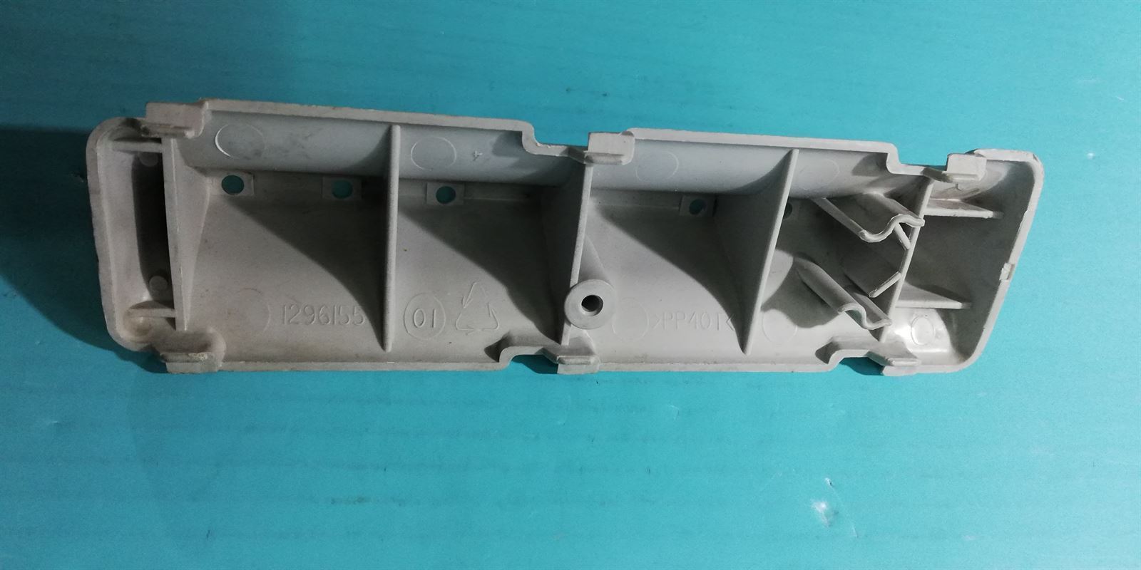ALETA TAMBOR LAVADORA ELECTROLUX, AEG, ZANUSSI, BATIDOR TAMBOR, ROCIADOR, ALETA CESTO, ROMPEAGUAS, BATIENTE, LAVADORA ZANKER, RECAMBIO ORIGINAL, 1 UNIDAD, 178/51/40MM,  53188952898 - Imagen 1