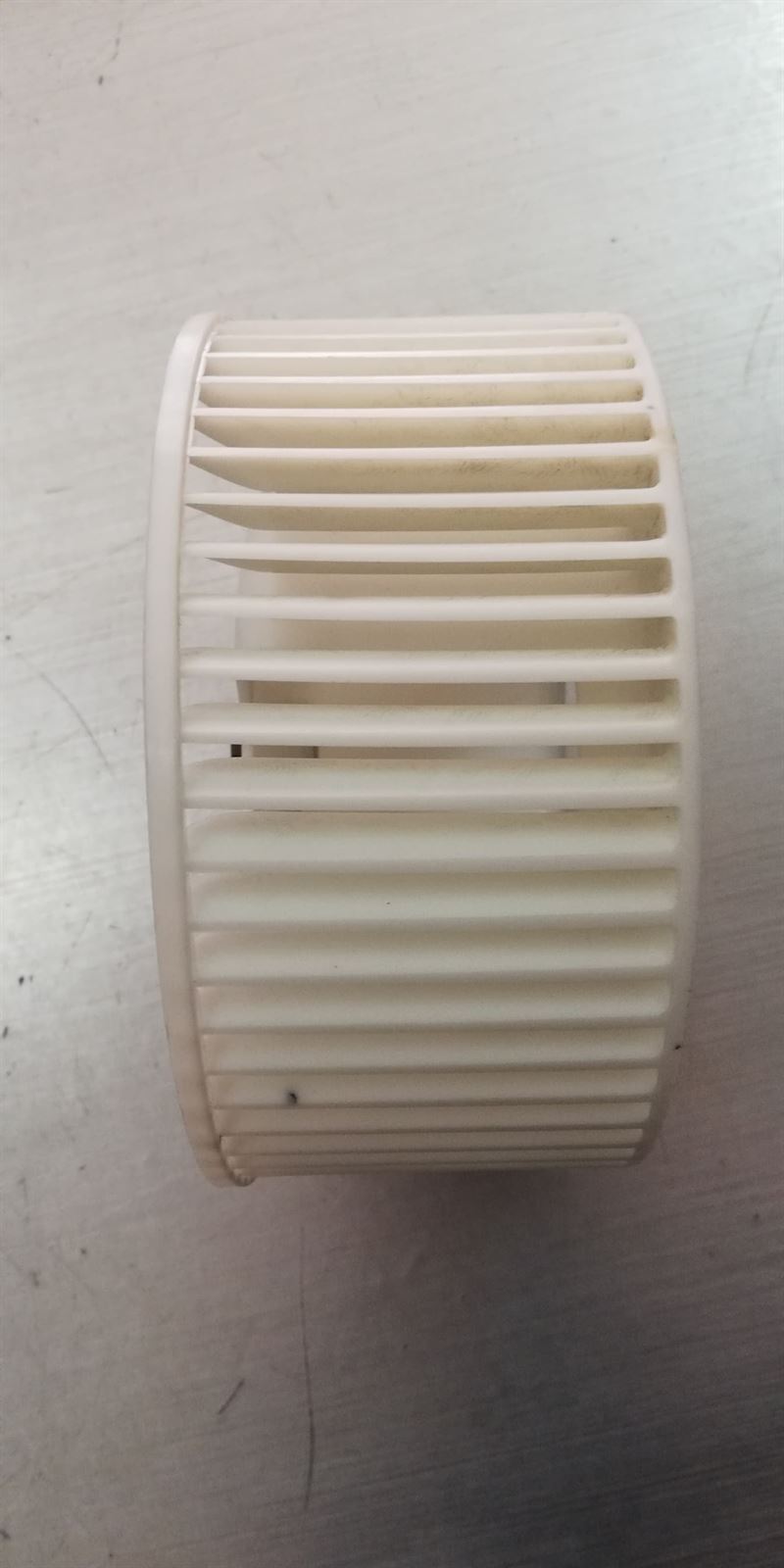 ASPAS TURBINA SECADORA AEG, ELECTROLUX, ZANUSSI, RECAMBIO ORIGINAL, EJE 5,8 MM, DIAMETRO 146/152 MM, ANCHO 68 MM,   50237776005 - Imagen 1