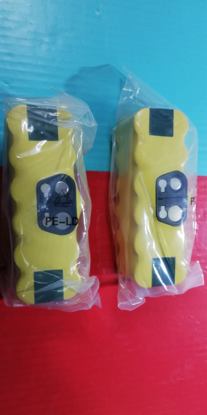 BATERIA ROOMBA RECARGABLE, 14,4 V, 3500 mA,  45X44X136 MM, ASPIRADOR, 2 unidades,  0513581433 - Imagen 1