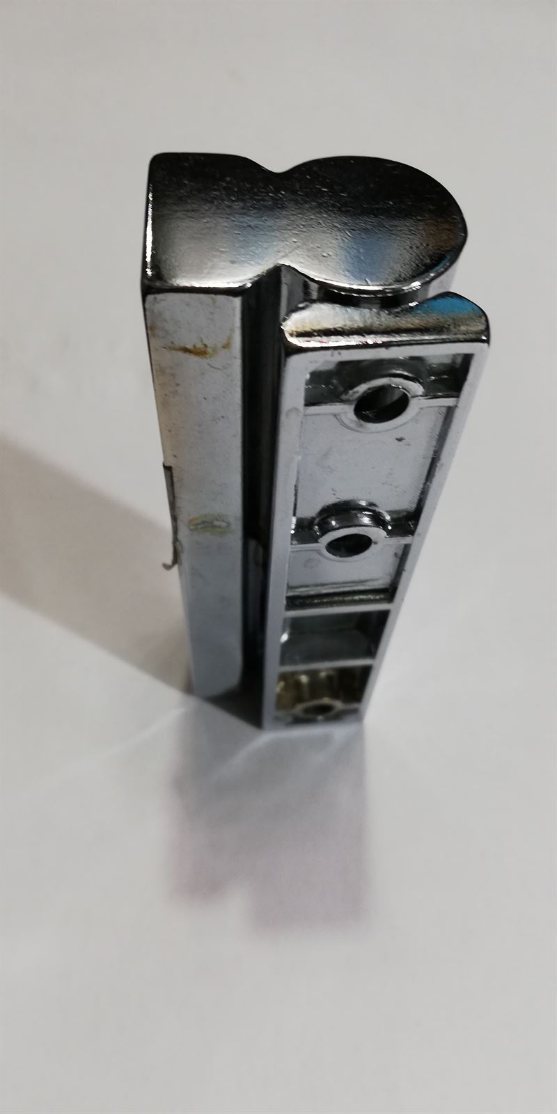 BISAGRA PUERTA FRIGORIFICO BOTELLERO COMERCIAL, LARGO 100MM, ANCHO 18,5MM, AGUJEROS SUJECCION 80/55/25MM, DIAMETRO EJE 10MM,  650239 - Imagen 1