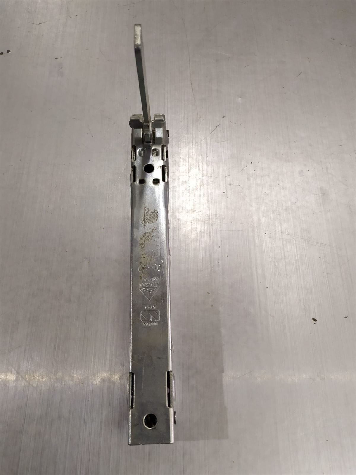 BISAGRA PUERTA HORNO IZQUIERDA DERECHA AEG, ELECTROLUX,   3870770017 - Imagen 2