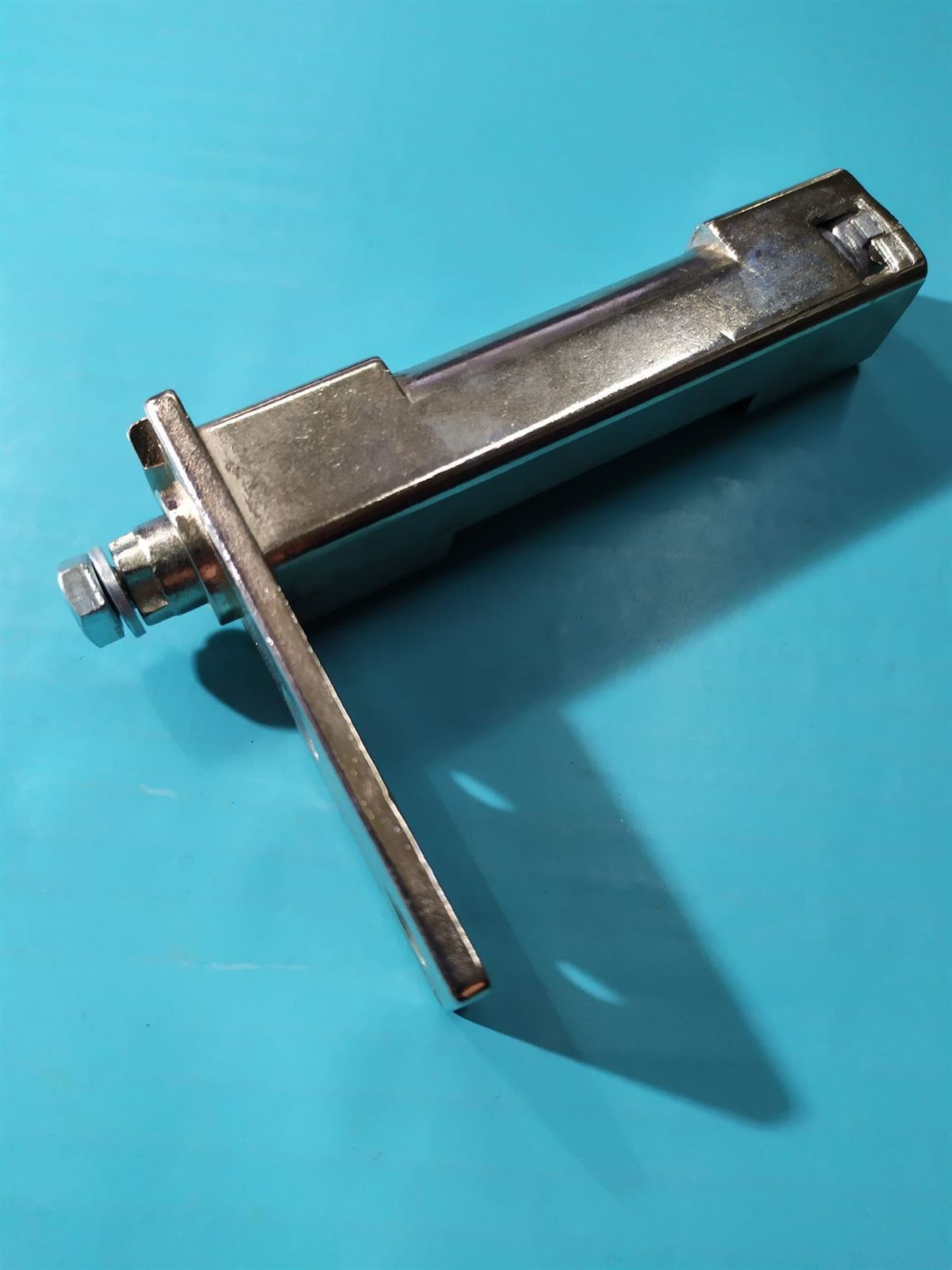 BISAGRA TORSION CORONA ESTRELLA CON MUELLE PARA PUERTA FRIGORIFICO, TORNILLO M6,   A.VF30 - Imagen 2