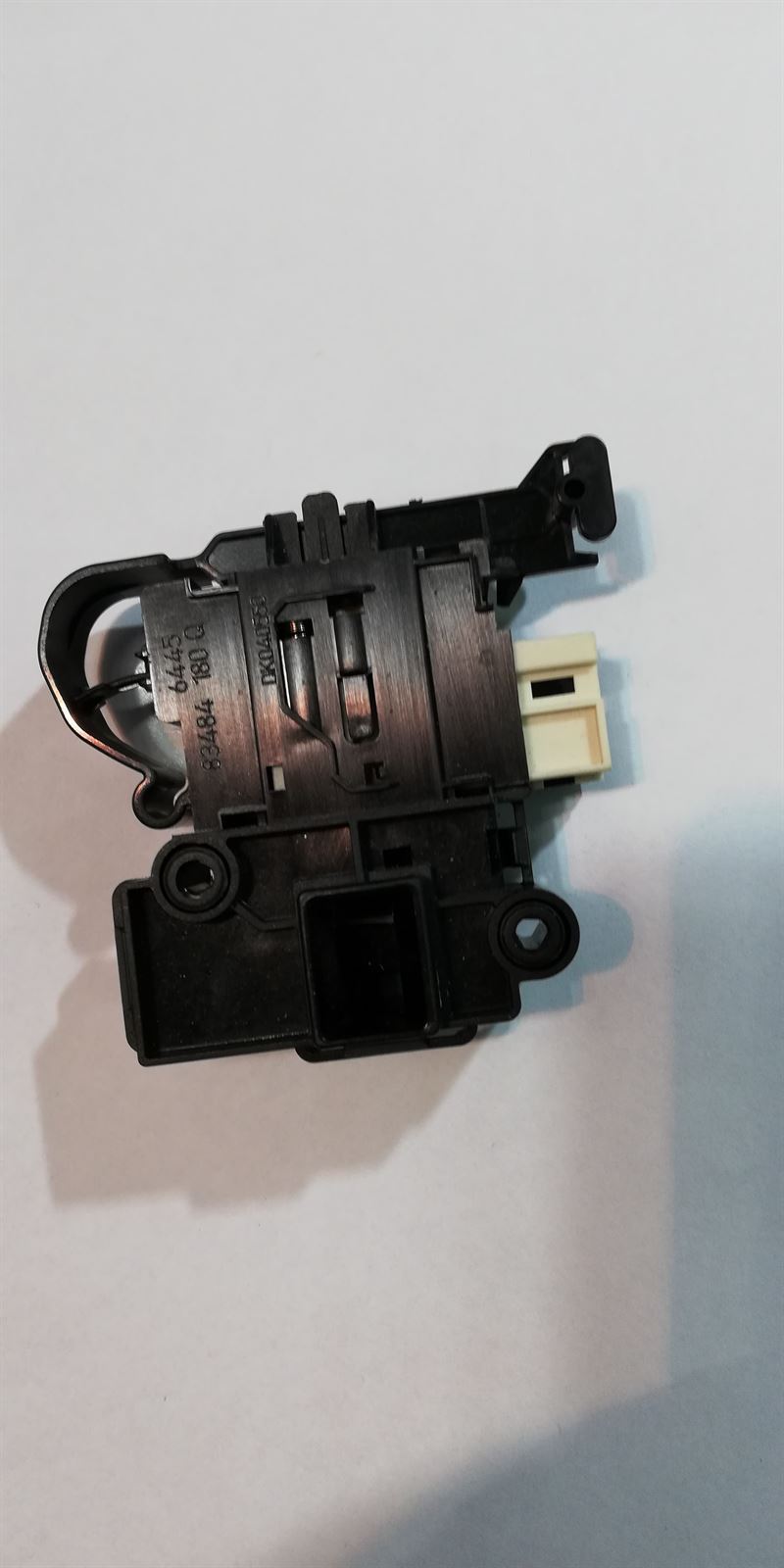 BLOCAPUERTA RETARDADOR LAVADORA HISENSE WFP9014V, K1577892 - Imagen 2