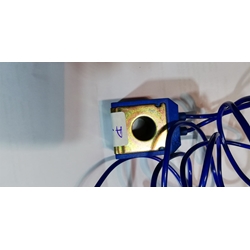 BOBINA ELECTROVALVULA CON CABLE PARKER, 220V, AC, 9W, 10 BAR, DIAMETRO 14MM, A.C372 - Imagen 1