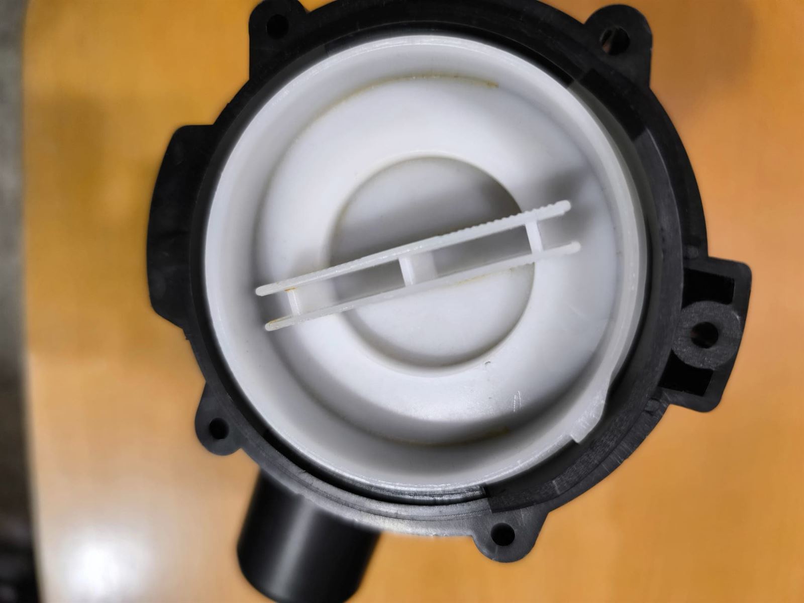 BOMBA DESAGUE LAVADORA BOSCH, BALAY, ASPIRACION 30MM, SALIDA 24MM, TUBO PRESOSTATO 8,5MM, 3 TORNILLOS, 3 TUBOS, 481236018477 - Imagen 3