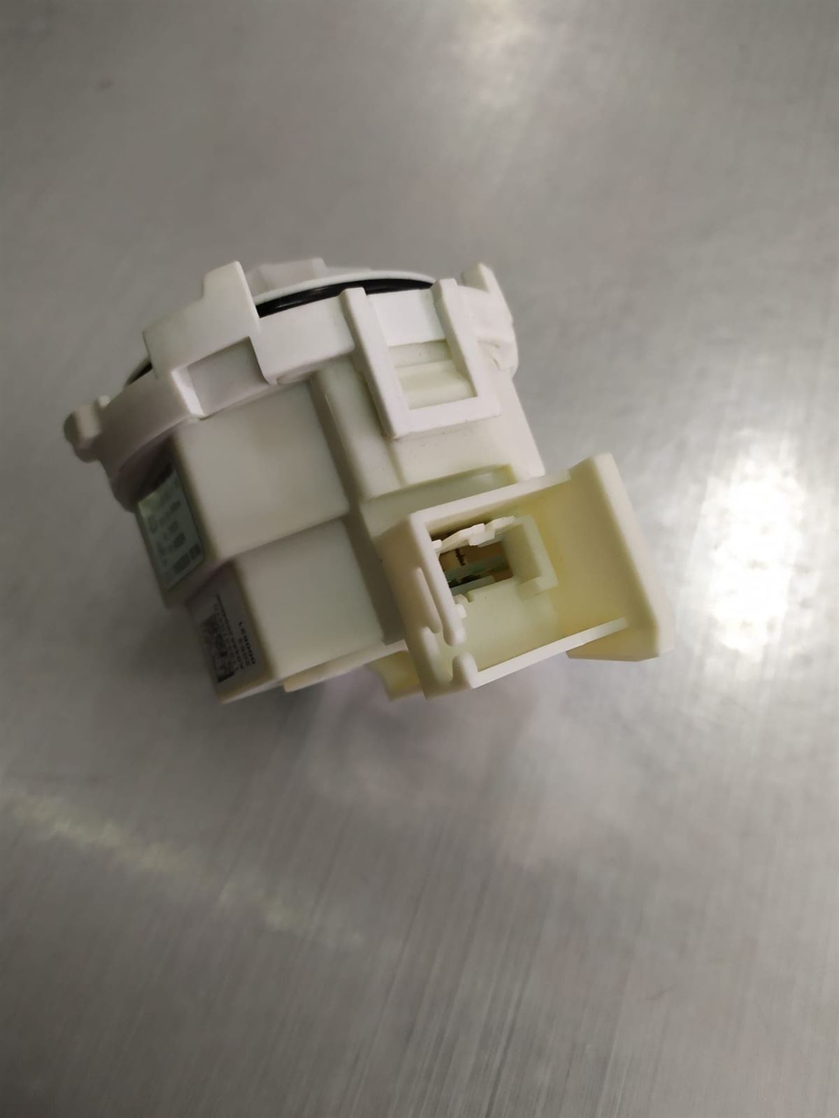 BOMBA DESAGUE LAVAVAJILLAS ELECTROLUX, AEG, 1551019024 - Imagen 3