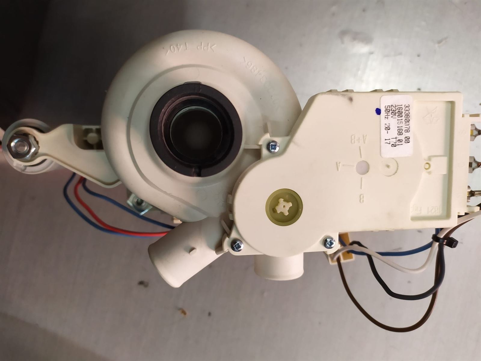 BOMBA LAVADO LAVAVAJILLAS ARISTON INDESIT, WIRLPOOL,  220V, 	C00115896, 482000028856 - Imagen 1
