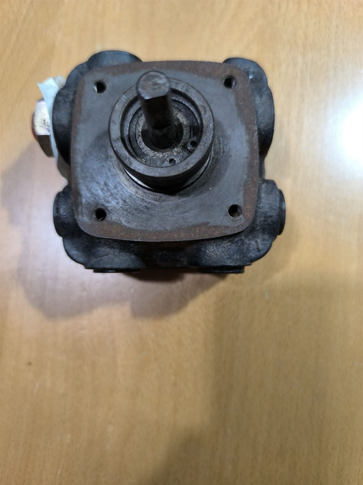 BOMBA QUEMADOR GASOLEO, DANFOSS, 30000 KILOCALORIAS, DISTANCIA TORNILLOS 46 MM, M5, DIAMETRO 32MM,  Q66 - Imagen 3