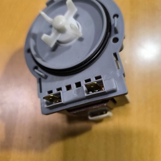 BOMBA RECIRCULACON LAVADORA ELECTROLUX, AEG, ZANUSSI, RECAMBIO ORIGINAL, 1320156118 - Imagen 1