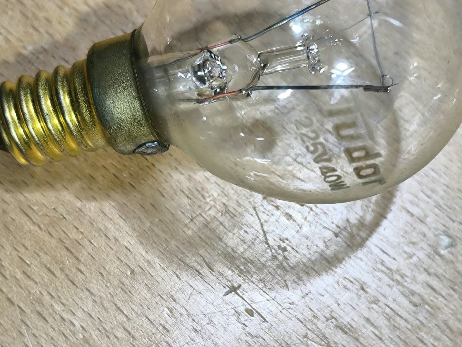 BOMBILLA  FILAMENTO, LAMPARA FILAMENTO, ESFERICA 45MM, NORMAL ESTANDAR, CASQUILLO E14, 40W, 225V, LARGO 73MM, E14 - Imagen 2