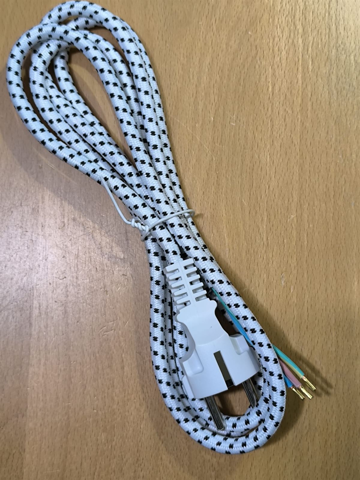 CABLE ALIMENTACION PLANCHA DE ROPA, 250V, FLEXIBLE, CABLE SILICONA COBRE, 3 HILOS, LARGO 2 MS 49DM036 - Imagen 1