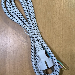 CABLE ALIMENTACION PLANCHA DE ROPA, 250V, FLEXIBLE, CABLE SILICONA COBRE, 3 HILOS, LARGO 2 MS 49DM036 - Imagen 1