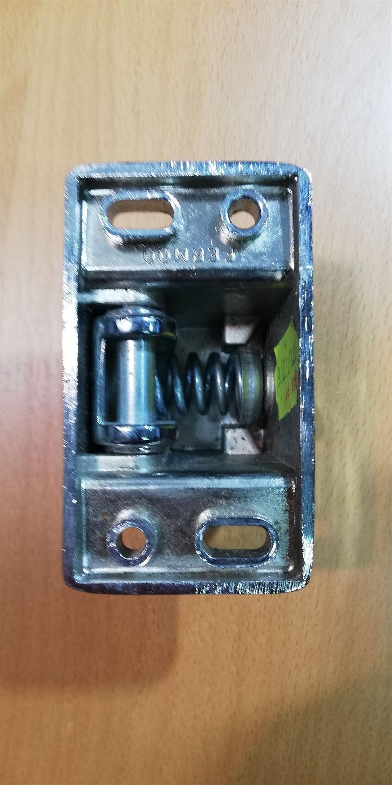 CIERRE CAMARA FRIGORIFICA DE PANELES, 90X52X59 MM, DISTANCIA AGUJEROS 68X22MM,  VF.951 - Imagen 4