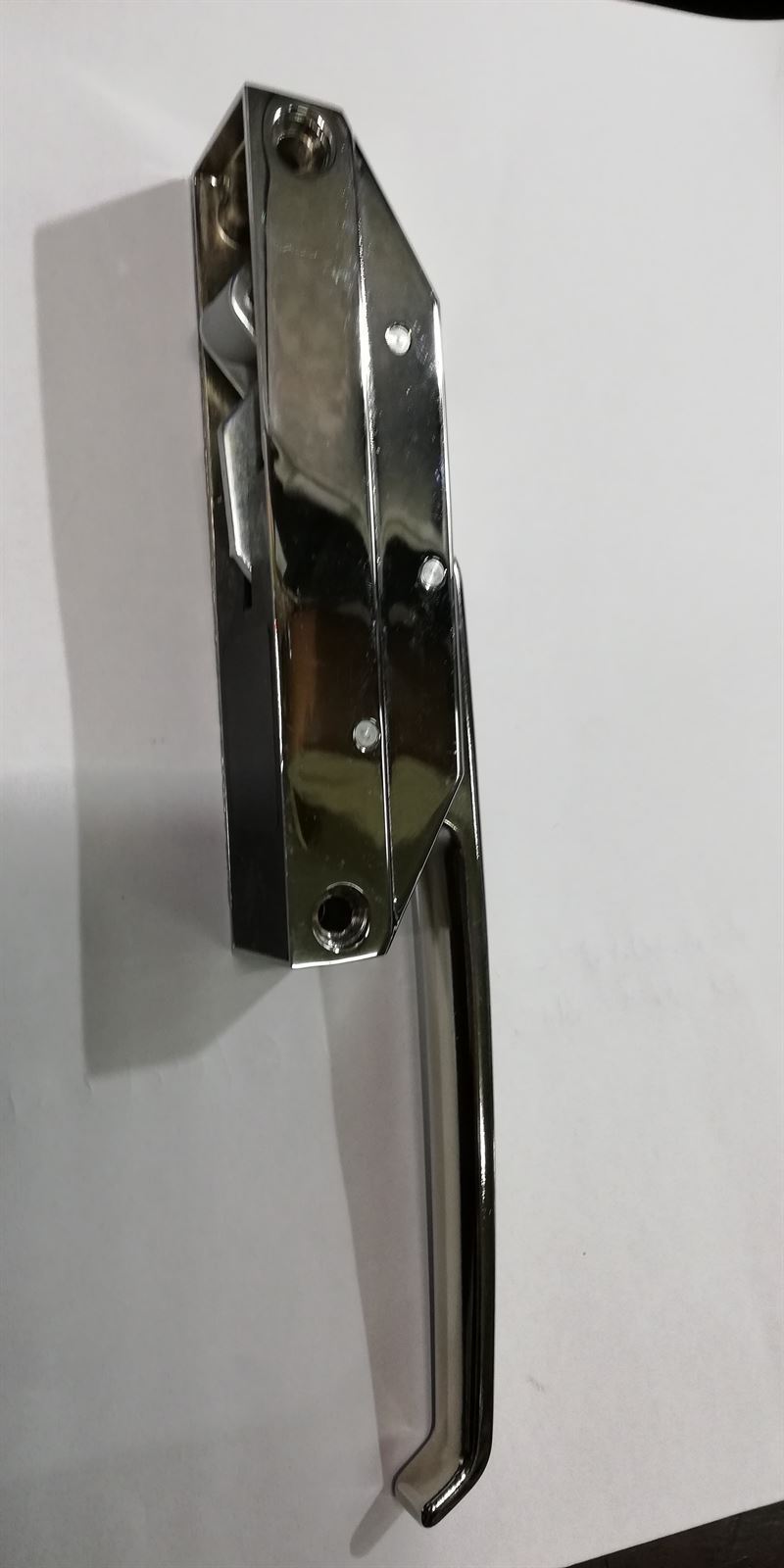 CIERRE PUERTA FRIGORIFICO BOTELLERO, AUTOMATICA DERECHO/IZQUIERDO, SIN NARIZ CIERRE, AGUJEROS AMARRE 120MM, DIAMETRO 5MM, LARGO 230MM, ANCHO 28MM,  A.VF916 - Imagen 1