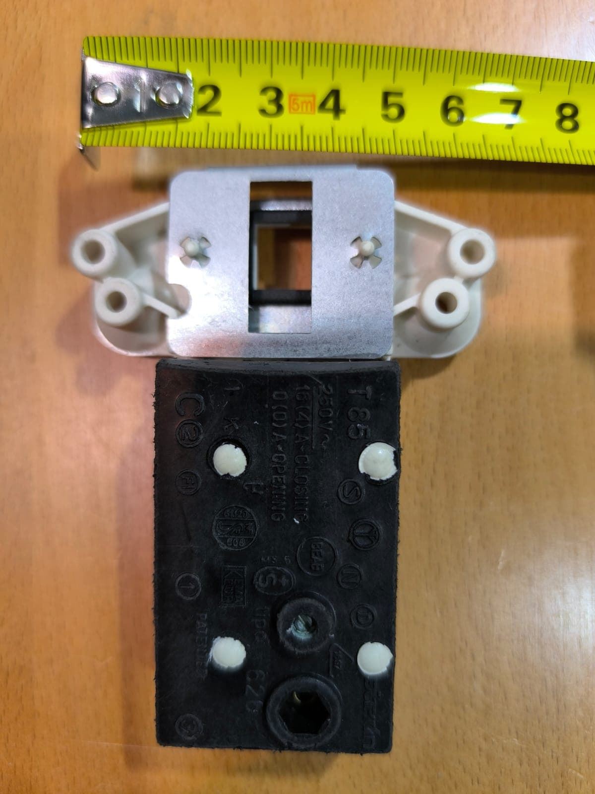 CIERRE PUERTA LAVADORA AEG,  68AE001 - Imagen 4