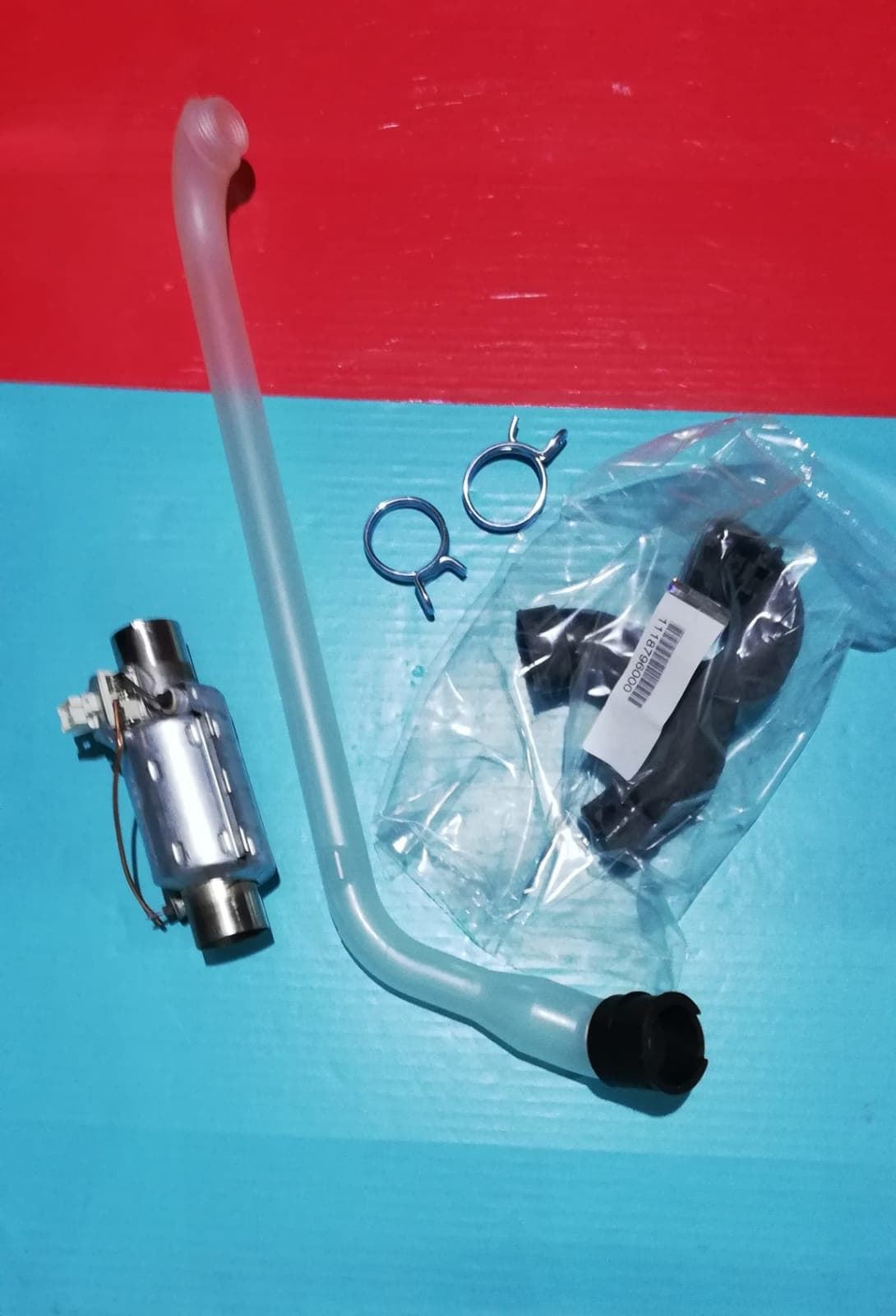COLECTOR LAVAVAJILLAS AEG, COLECTOR+RESISTENCIA+GOMA+ABRAZADERAS, FAV40730W,FAV50740W,FAVJADE,FAVACTIVEAA, AÑO2004, RECAMBIO ORIGINAL, 50290104004 - Imagen 1