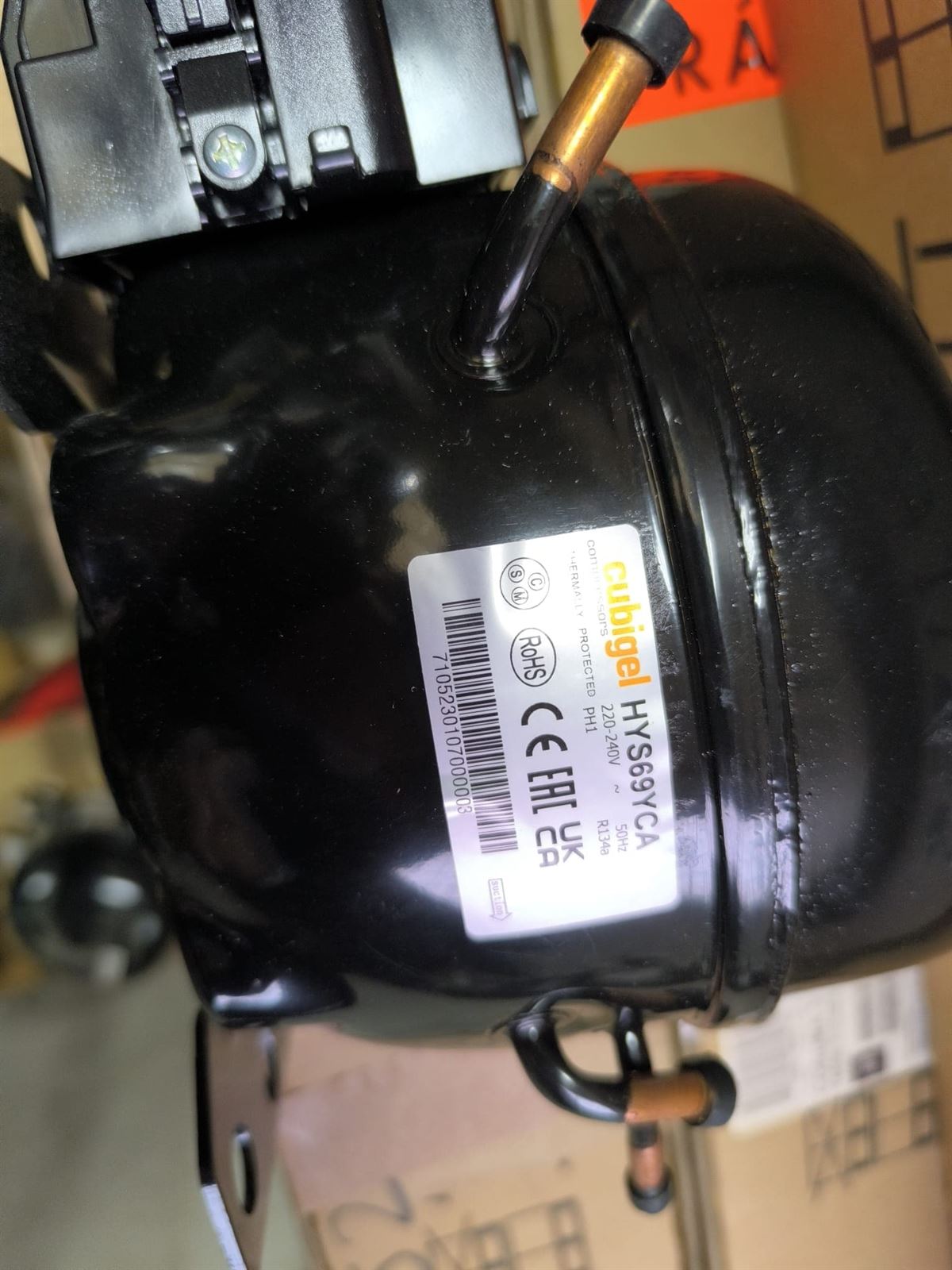 COMPRESOR FRIGORIFICO, BAJA PRESION, R134A, 220V, 1/5 CV, HYS69YCA - Imagen 2