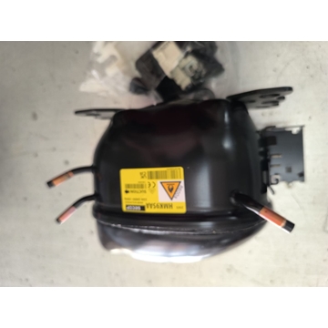 COMPRESOR FRIGORIFICO CON ARRANCADOR, 1/4 CV, R600, 220V, 50Hz, SECOP, HMK95AA - Imagen 1