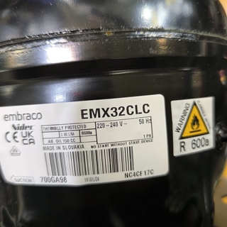 COMPRESOR FRIGORIFICO EMBRACO,1/10CV, R600A, 220V, 50Hz, SIN ARRANCADOR, EMX32CLC - Imagen 1
