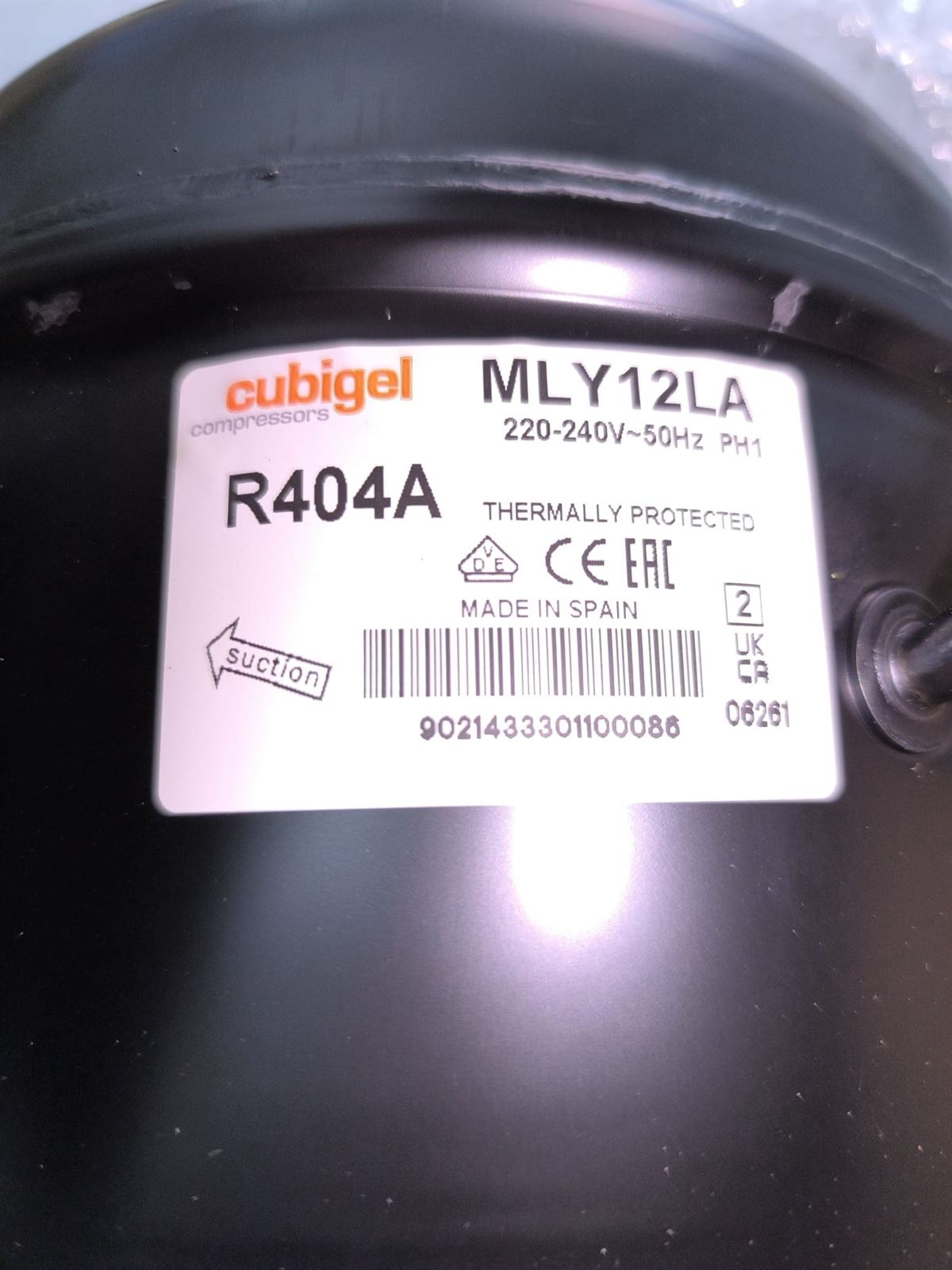 COMPRESOR FRIGORIFICO, R404A, R507, ALTA PRESION, 3/8 CV, 220V, 582 W,  MLY12LAA - Imagen 1