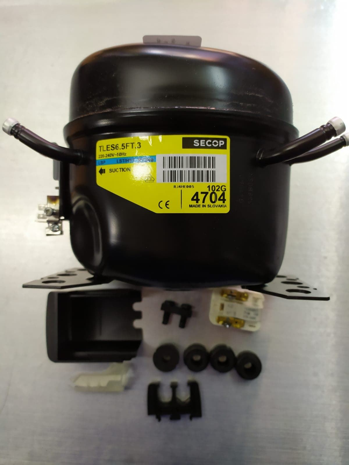 COMPRESOR FRIGORIFICO SECOP, BAJA PRESION,  1/4 CV, 220V, R134, TLES6.5FT.3 - Imagen 1