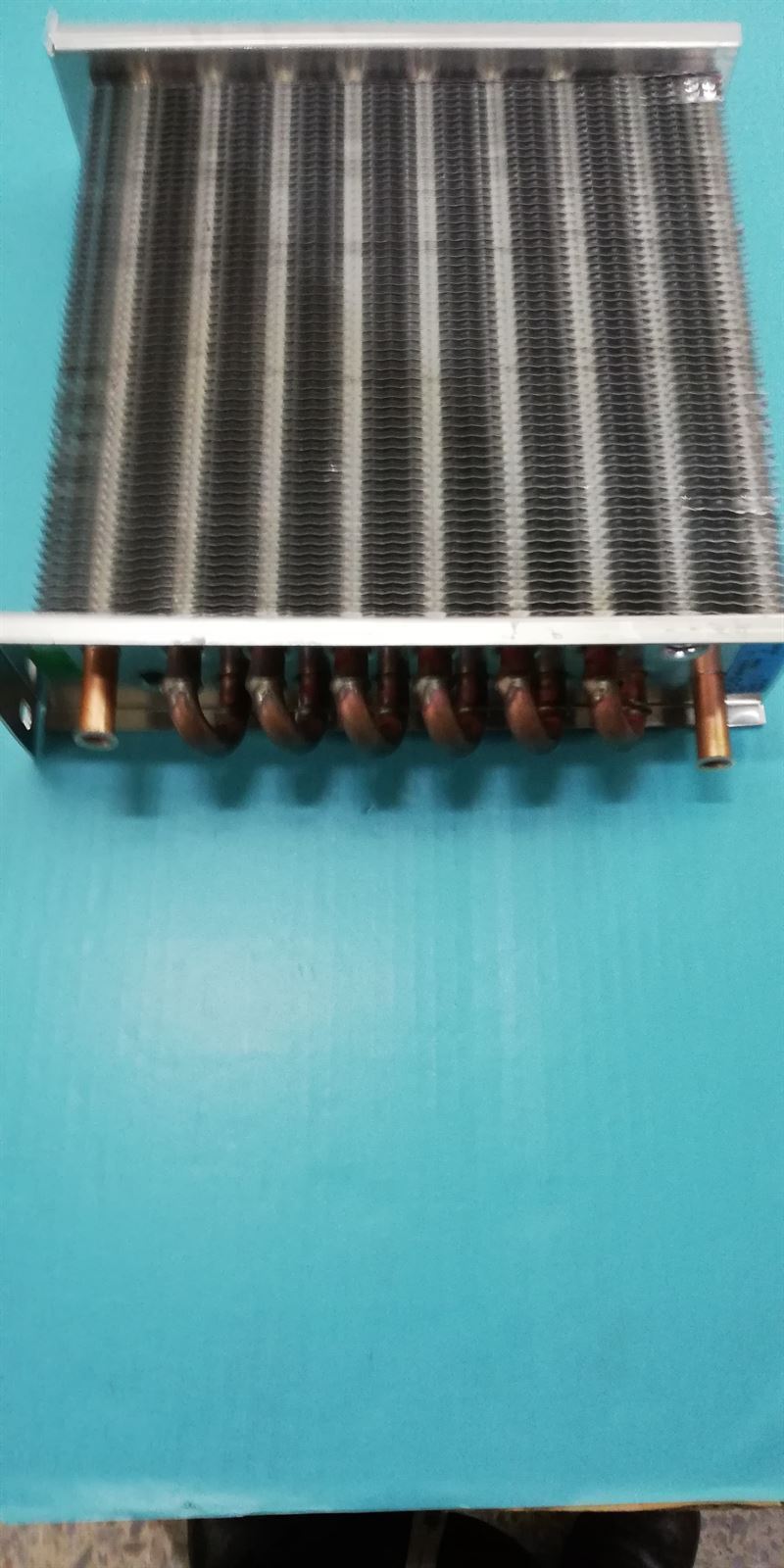 CONDENSADOR AIRE PARA FRIGORIFICO, RENDIMIENTO 630W, PALA 200MM, 270X200X65MM, AT-14, 312054 - Imagen 2