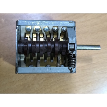 CONMUTADOR COCINA ELECTRICA, 6 LEVAS, 5 POSICIONES, 2 POLOS, 16 A, EJE 6/4,6/24 MM, A385815 - Imagen 1