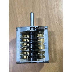 CONMUTADOR COCINA ELECTRICA, 6 LEVAS, 7 POSICIONES, 2 POLOS, 16 A, EJE 6/4,6/24 MM, A300004 - Imagen 1