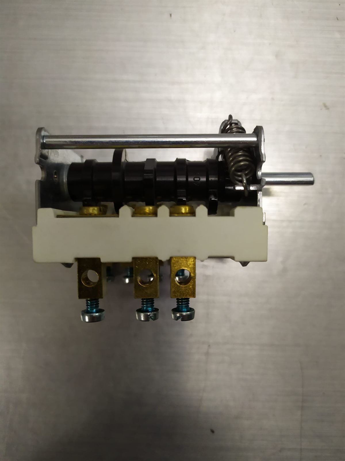 CONMUTADOR COCINA ELECTRICA INDUSTRIAL, ZANUSSI, GIRATORIO, 30 A, 4 POSICIONES, 4 LEVAS,  88/64/60/43 mm, EJE 6/4,5/24MM, 019239 - Imagen 1