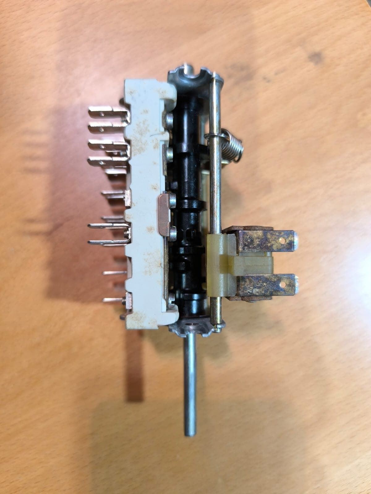 CONMUTADOR INTERRUPTOR POSICIONES, SELECTOR POSICIONES, HORNO AEG,  8996610731201 - Imagen 1
