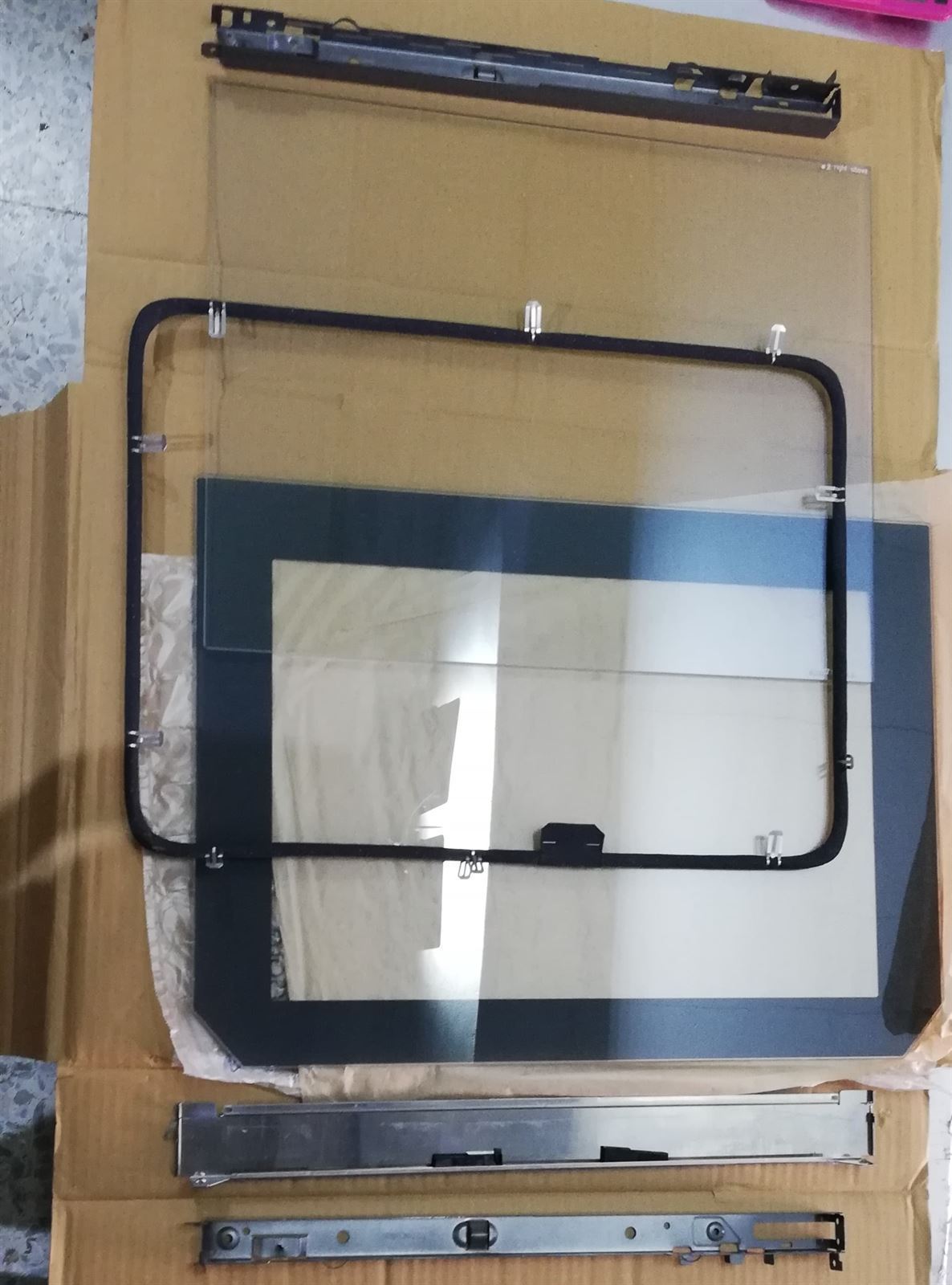 CRISTAL INTERIOR HORNO BOSCH, BALAY, KIT DE REPARACION PARA SUSTITUIR AL CRISTAL INTERIOR, A20004273 - Imagen 2