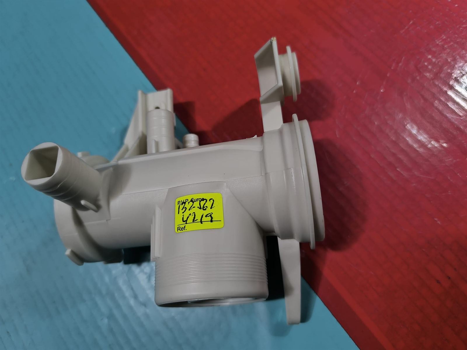 CUERPO BOMBA LAVADORA AEG, ELECTROLUX, ZANUSSI, L11842VIT, 1325624219 - Imagen 4