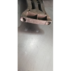 EJE CESTO LAVADORA HAIER, HWB1470, polea 20x11mm, altura eje 125 mm, diámetro casquillo 40x22 mm, diámetro eje 30/25 mm, largo brazo al centro 228mm, 75HA0010 - Imagen 2