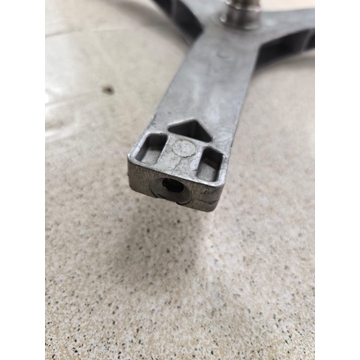 EJE CESTO LAVADORA TEKA, RECAMBIO ORIGINAL, 240MM, EJE 104/30/25MM, CASQUILLO 37/16MM, ROSCA M10, POLEA 20/16MM,  81874051 - Imagen 2