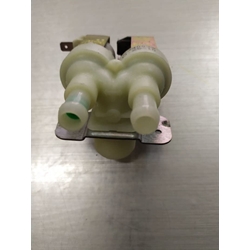 ELECTROVALVULA 2 VIAS LAVADORA NEWPOOL  90º  220 V ENTRADA 3/4 SALIDA 12 MM   1530000012 - Imagen 1