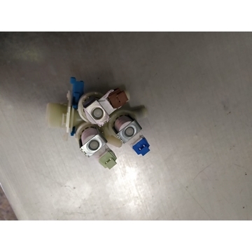 ELECTROVALVULA 3 VIAS CON FLUXOMETRO,  AEG, ZANUSSI, ELECTROLUX, RECAMBIO ALTERNATIVO,    50299086004 - Imagen 1