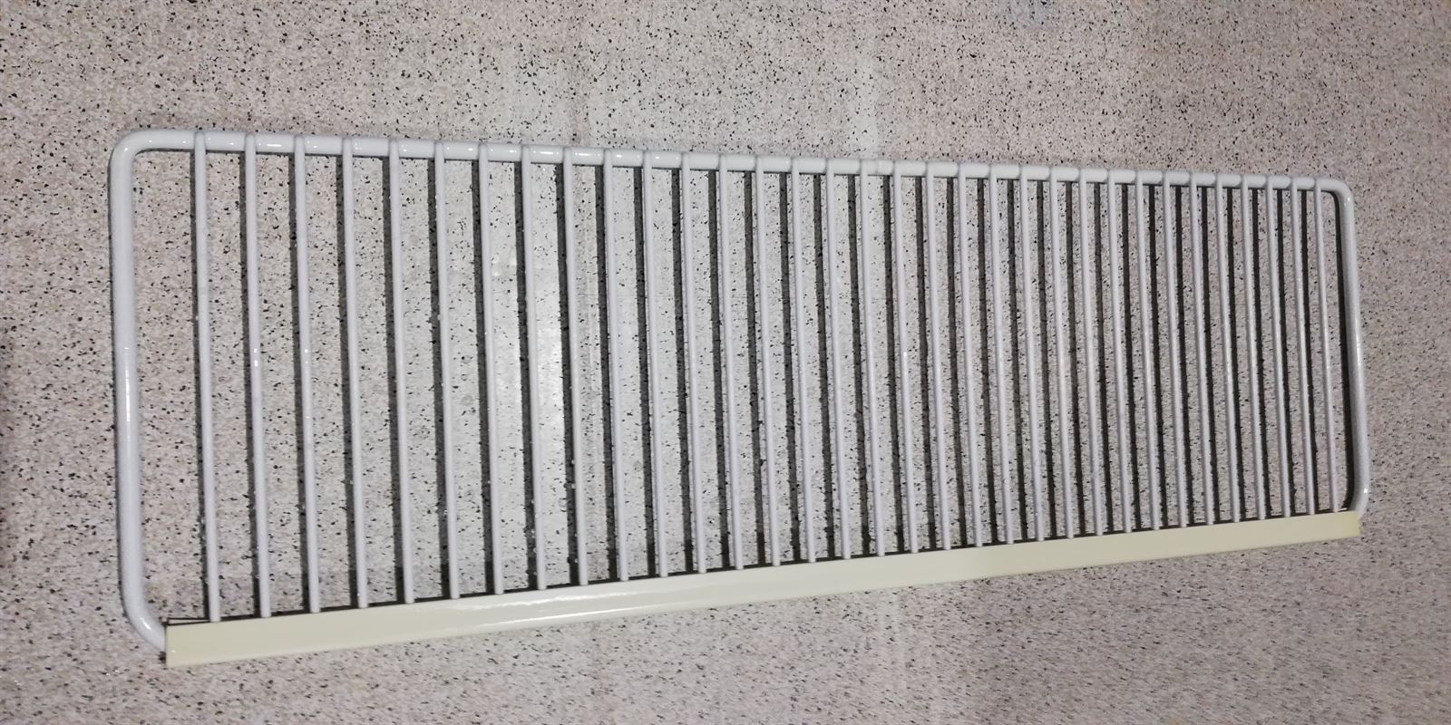 ESTANTE FRIGORIFICO AEG, RECAMBIO ORIGINAL, VARILLA PLASTIFICADA, ESTANTE DELANTERO, 530X170MM,  530X170 - Imagen 1