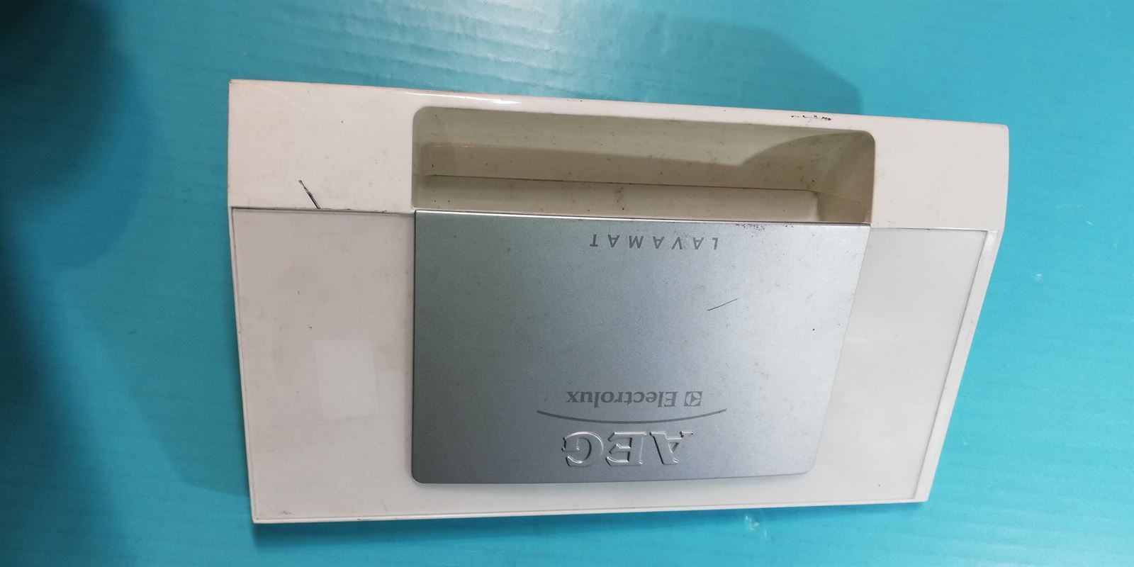 FRONTAL CUBETA DETERGENTE LAVADORA AEG, 899110880200 - Imagen 1