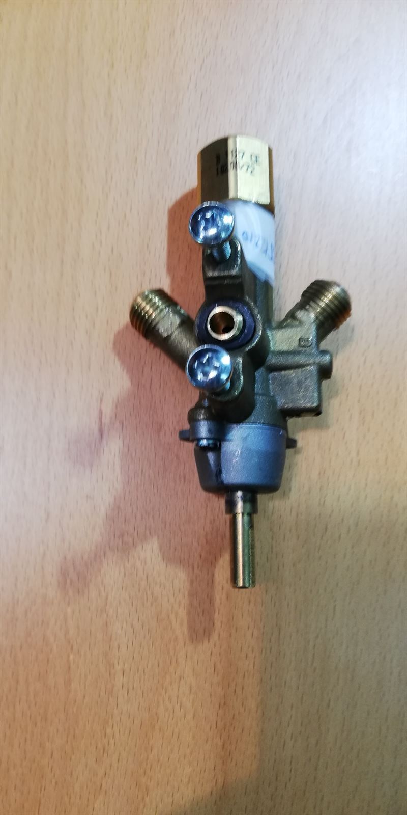GRIFO COCINA ZANUSSI, CORBERO, RECAMBIO ORIGINAL, GRIFO DOBLE SALIDA PARA QUEMADOR SOLERA Y GRILL HORNO, CON VALVULA SEGURIDAD,  3970512210 - Imagen 3