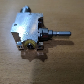 GRIFO GAS COCINA BEKO, RECAMBIO ORIGINAL,  C00876185 - Imagen 1