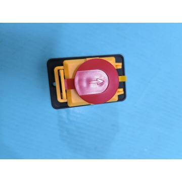 INTERRUPTOR TRIFASICO MARCHA PARO, 6 AMPERES, 400V, KJD18 - Imagen 1