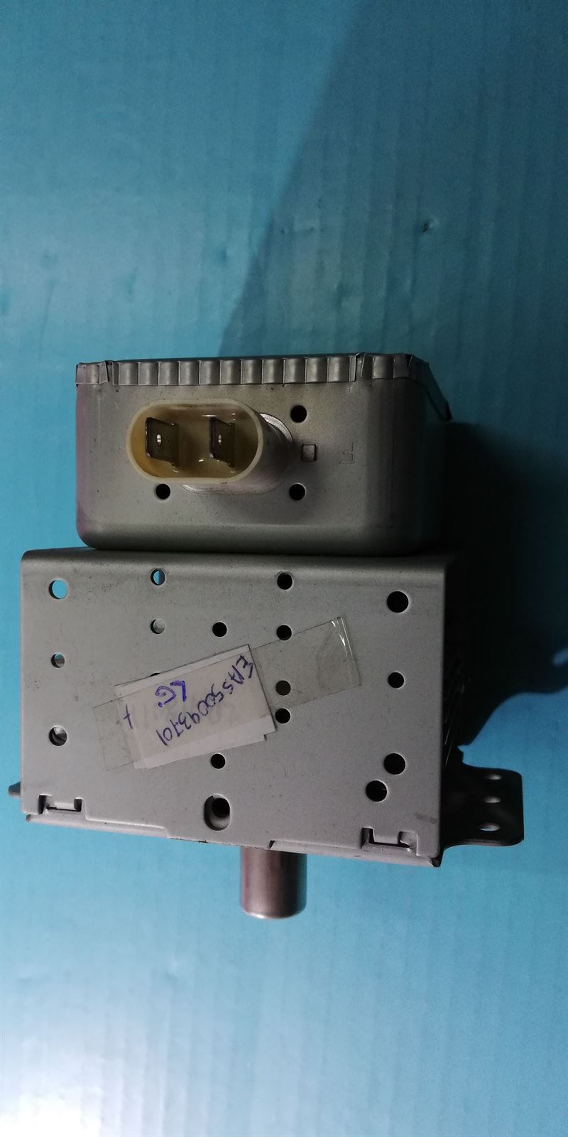 MAGNETRON MICROONDAS LG, EAS50093701 - Imagen 3