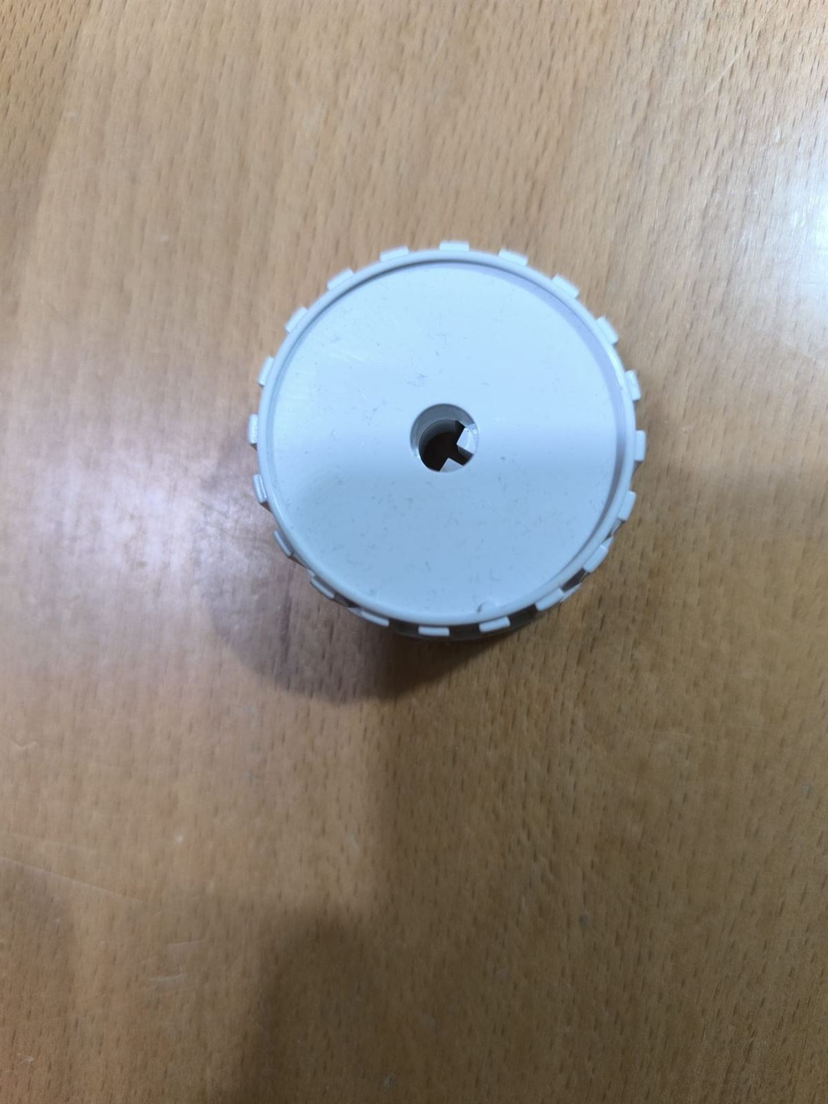 MANDO PARA TERMOSTATO FRIGORÍFICO, EJE 6 / 4 MM, DIAMETRO 43,5MM,    27FR300B - Imagen 1