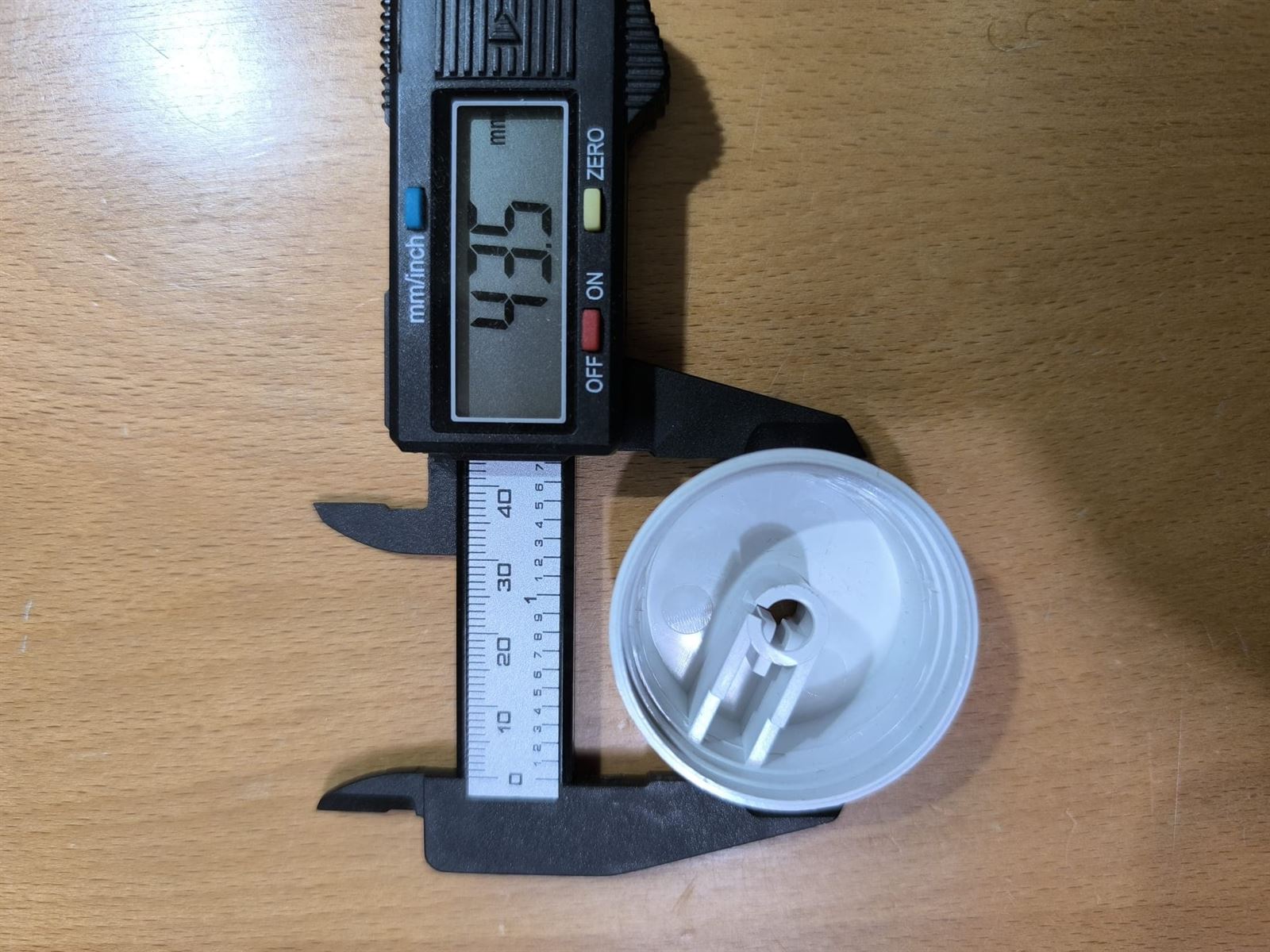 MANDO PARA TERMOSTATO FRIGORÍFICO, EJE 6 / 4 MM, DIAMETRO 43,5MM,    27FR300B - Imagen 3