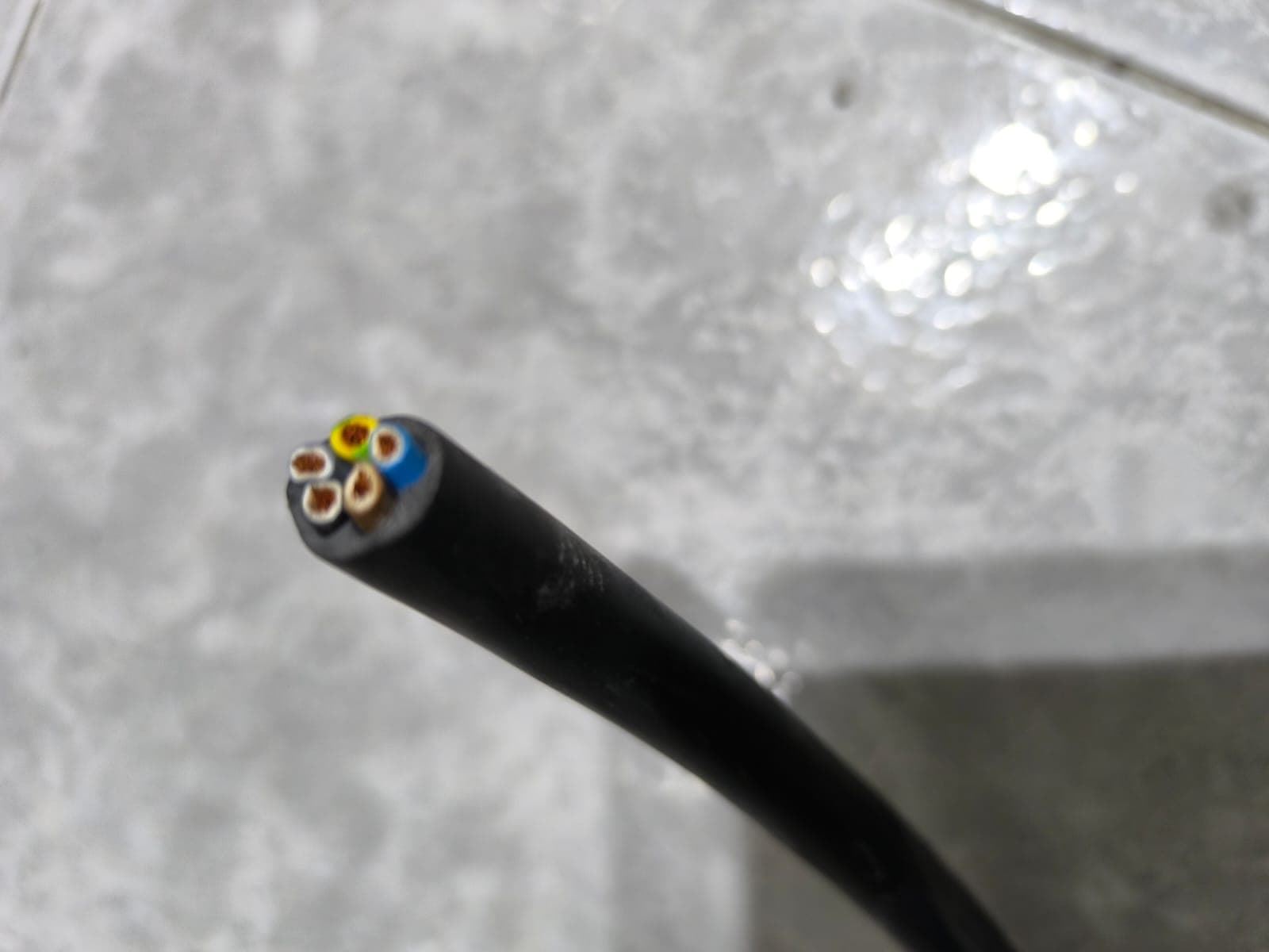 MANGUERA ELECTRICA 5 HILOS, 2,5 MM, COBRE, FLEXIBLE, 10 METROS, 10X5X2,5 - Imagen 1