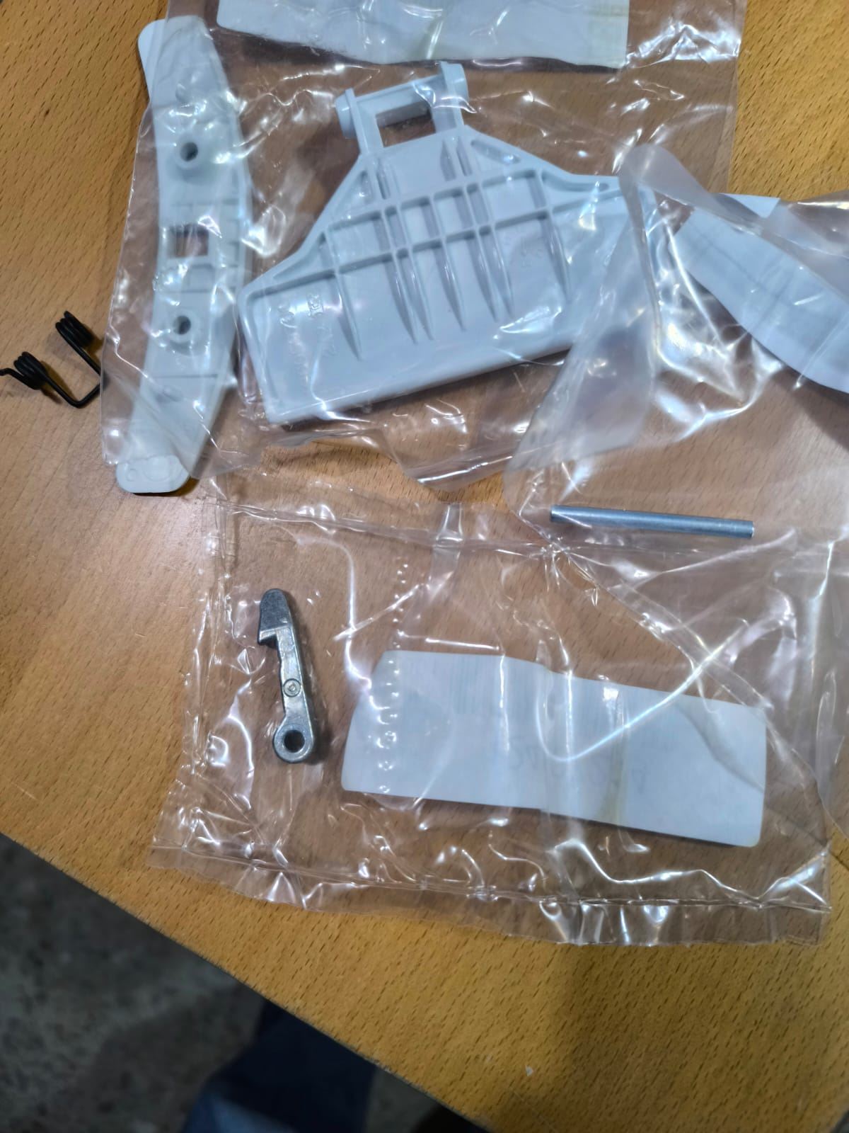 MANILLA CIERRE PUERTA LAVADORA ELECTROLUX, AEG, ZANUSSI, KIT VARIAS PIEZAS, 50290233001 - Imagen 1