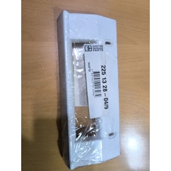 MANILLA PUERTA FRIGORIFICO AEG, ELECTROLUX, ZANUSSI, TIRADOR PUERTA, DISTANCIA TORNILLOS 132MM, RECAMBIO ORIGINAL, 2251328049 - Imagen 2