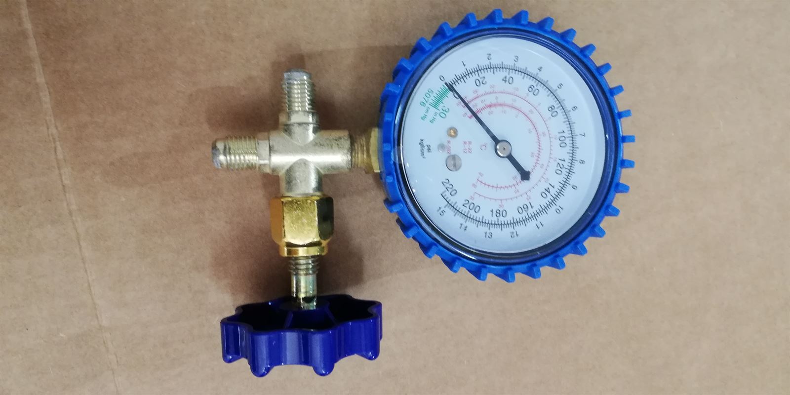 MANOMETRO CON LLAVE, GASES R12, R22, R502, 15 BAR,  514040 - Imagen 2