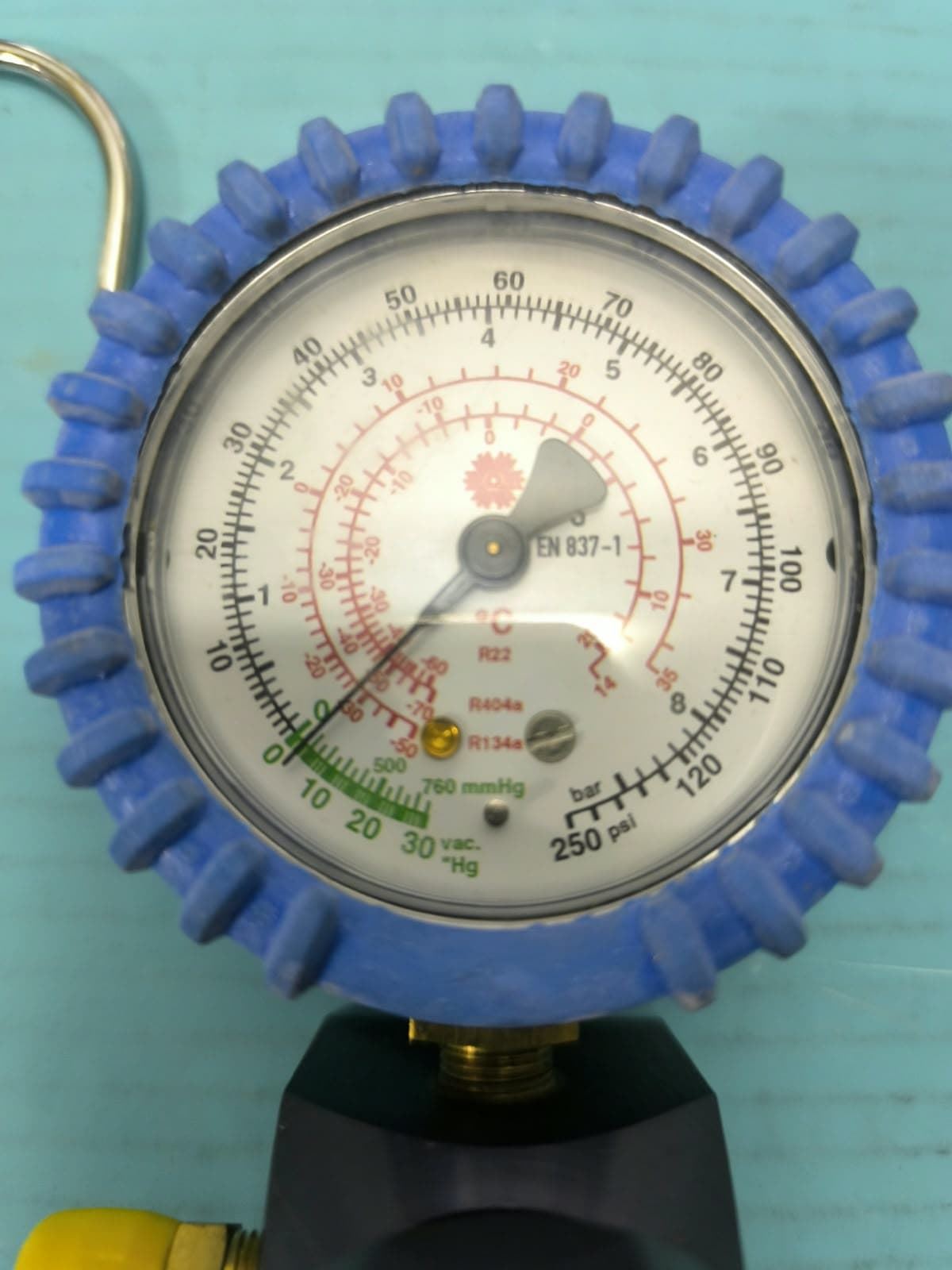MANOMETRO GAS REFRIGERANTE R134A, R22, R404A, MINIANALIZADOR PL-90/3,  501010 - Imagen 2