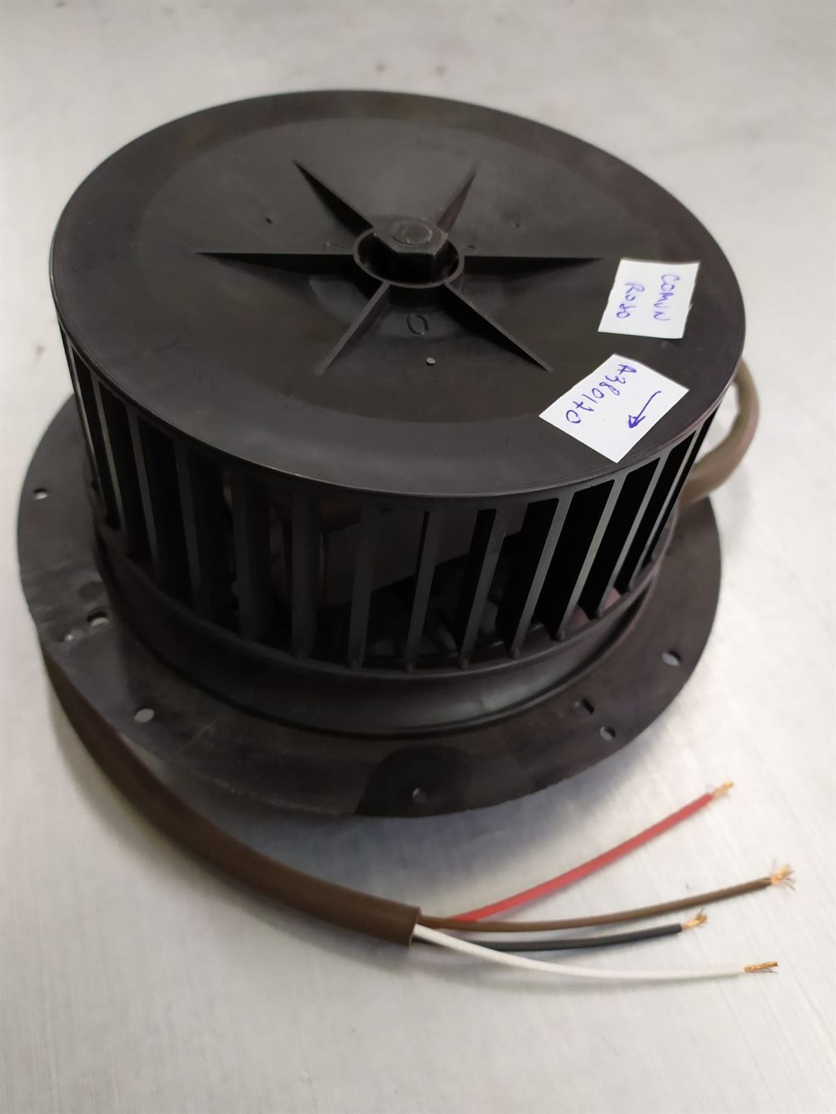 MOTOR CAMPANA UNIVERSAL, COMPATIBLE TEKA, TURBINA 140/55 MM, SOPORTE DIAMETRO180 MM, GIRO DERECHA, 3 VELOCIDADES,  A380170 - Imagen 3